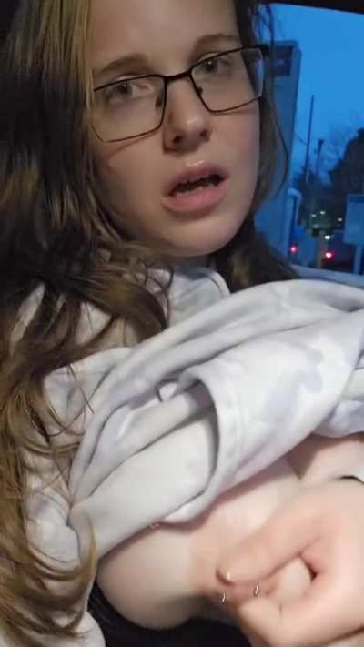 [F] play with tits at car charger ✅