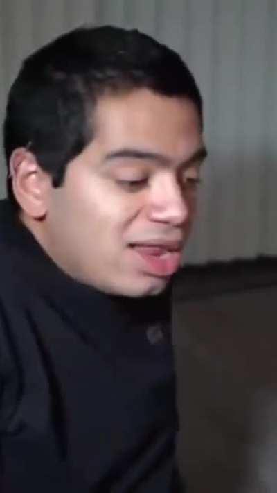 How can he keep straight face 🤣😂🤣