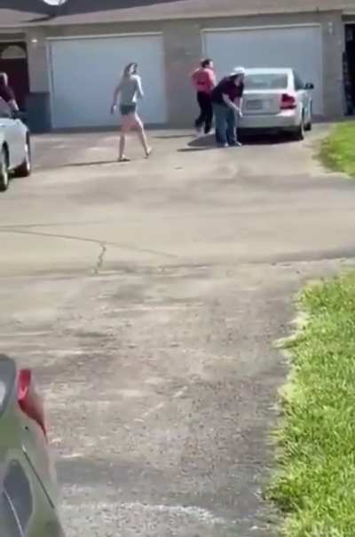 Random group chick fight - W camera man