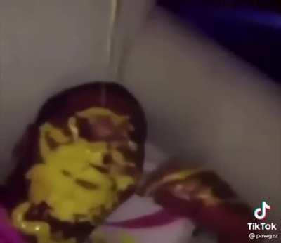 Lemme mustard-board my homie real quick