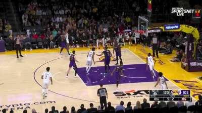 [Highlight] Cam Thomas hits the ISO 3-pointer on Lebron in the 4th quarter to put the game away