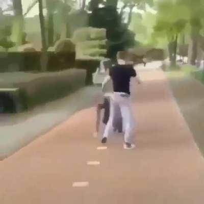 Si han hecho trampa en un examen de cualquier tipo, ¿cual es la trampa más sucia que han hecho? (Dejo la mía en los comentarios y esta fue con todo el colegio xd)