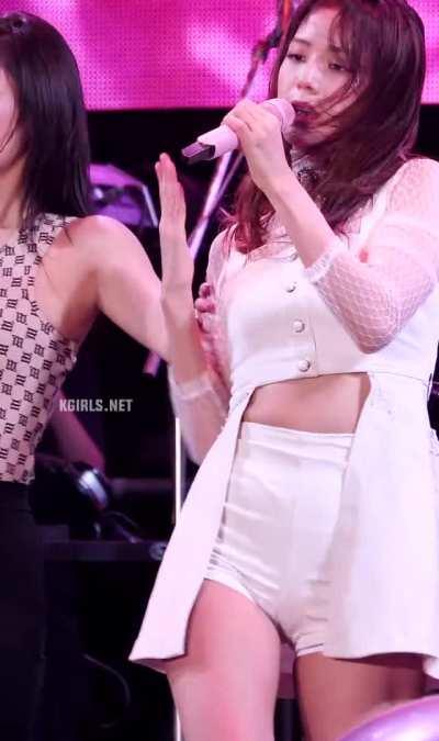 Jisoo blackpink 190907