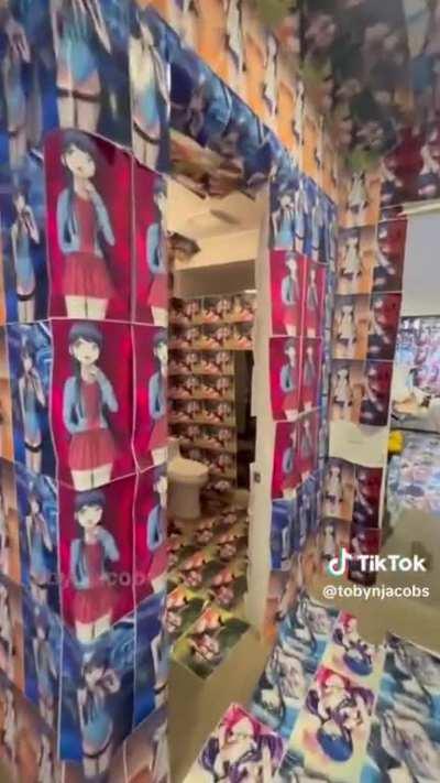 I found Sayaka's #1 fan