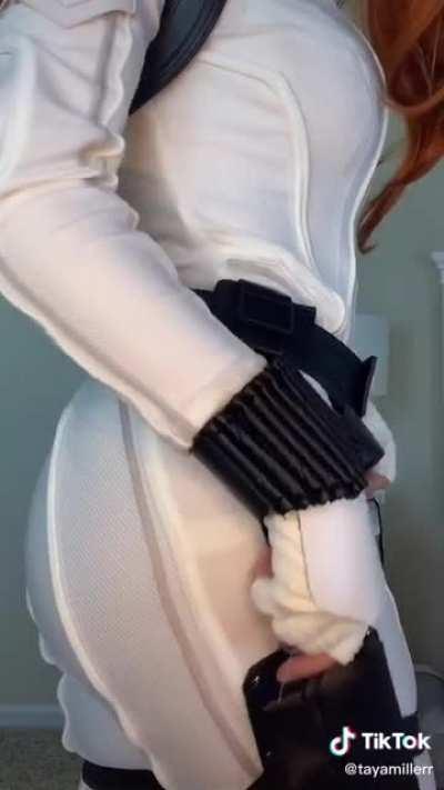 Okay, I'm weak against close ups like this 🥵