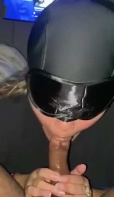 Blindfolded sloppy head
