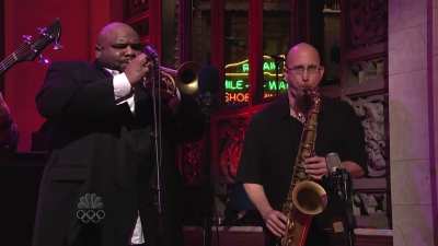 Dave Matthews Band - Shake Me Like a Monkey (SNL, 2009) HD