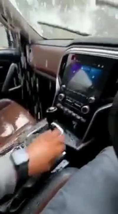 Faulty or cheap build quality?