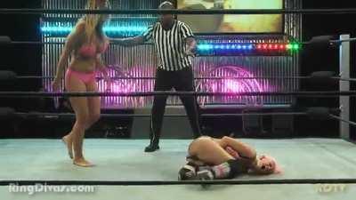 Suicide finds Racquel's bare foot delivered to her crotch