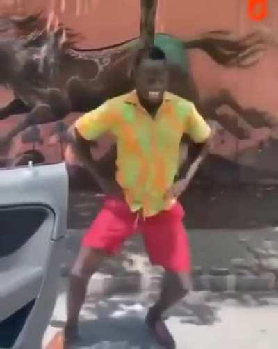 If you’re having a bad day watch this - MUFASA IS BACK to make you smile :)