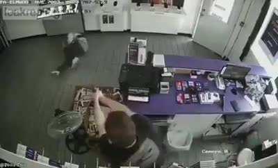 Shop Owner Unleashes ~Holy Hell~ On Gun-Toting Thief... (Warning: NSFL)