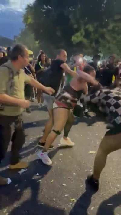 Nothing Hill carnival: Uncut collectors edition