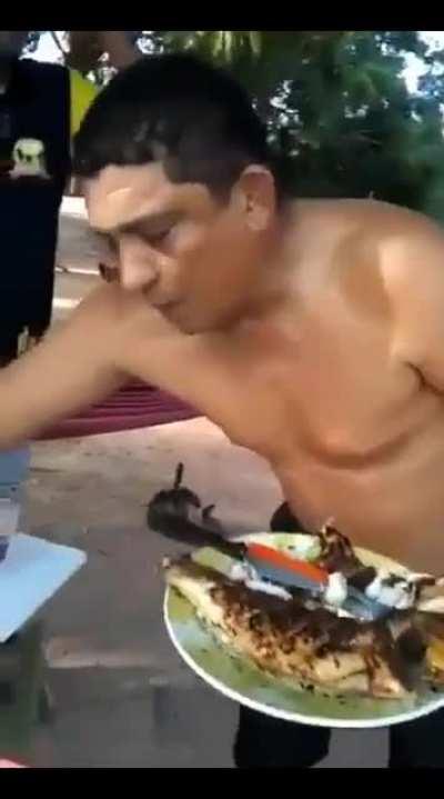 Mmm! Pescado con lima!