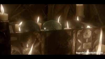 Emilia Clarke in GoT Season 1