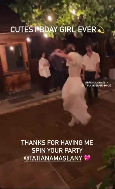 Tat dancing on her birthday, September 22 2023, from @shanasarett's Instagram Story