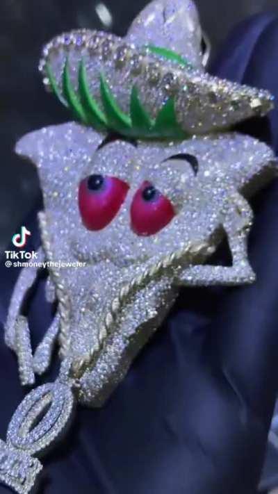 Which one of the oblock getback gang Mexicans y’all think chain is this? #LongLiveHec