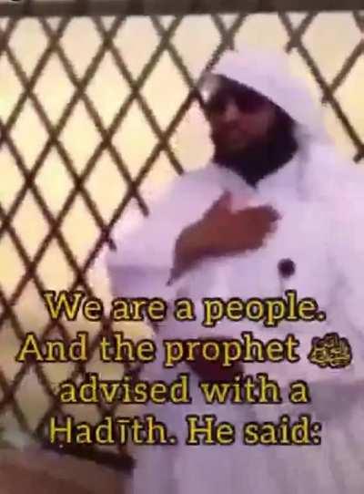 Amazing video of a guy demolishing those who call upon other than Allah.