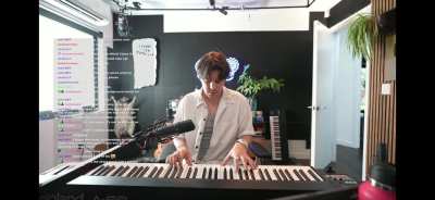 Ethan on the piannoooo