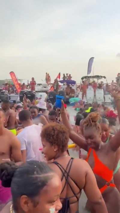 Vive la Martinique 🍑🌴💦