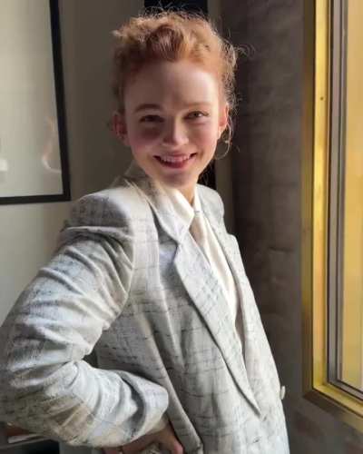 Sadie’s look for interview while in Venice | IG 8/31/2025