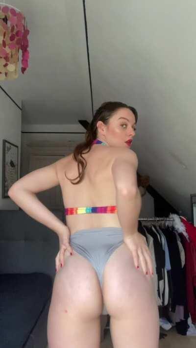 Feeling a little extra h0rny today, wanna play with me?