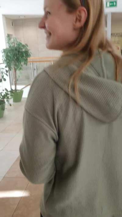 I like to go to the pool and I would not like to be 