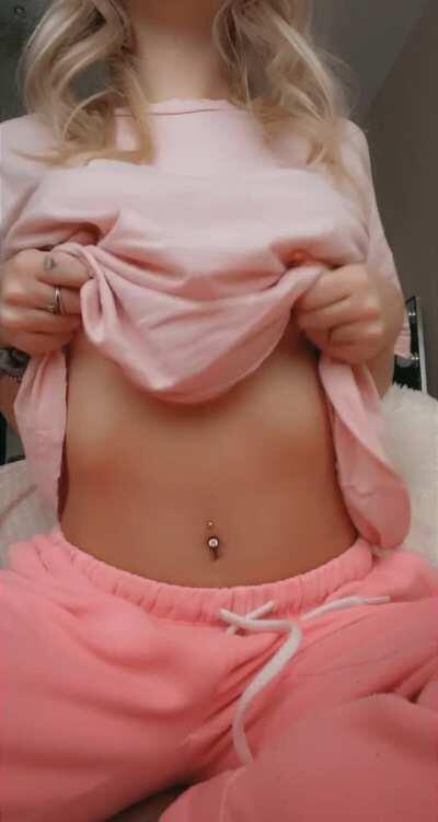 look what’s hiding under here