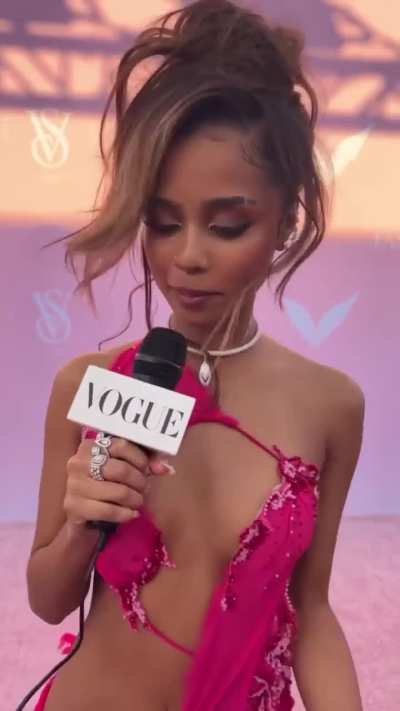 Tyla on the red carpet of Victoria's Secret Fashion Show 2024