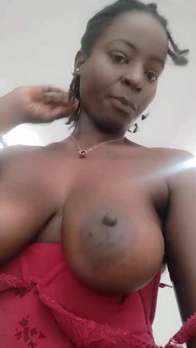 Big boobs, big nipples