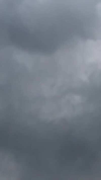 Strange phenomenon above Spartanburg, SC (September 4th, 2020)