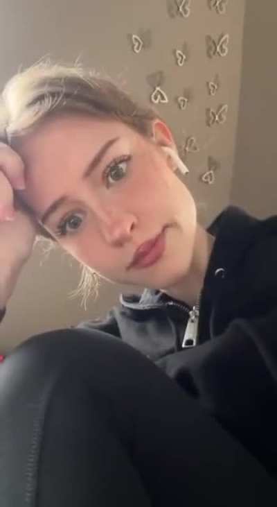 She's back at it, no surprise really.