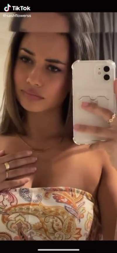 Wanna fuck her so bad 😘😏