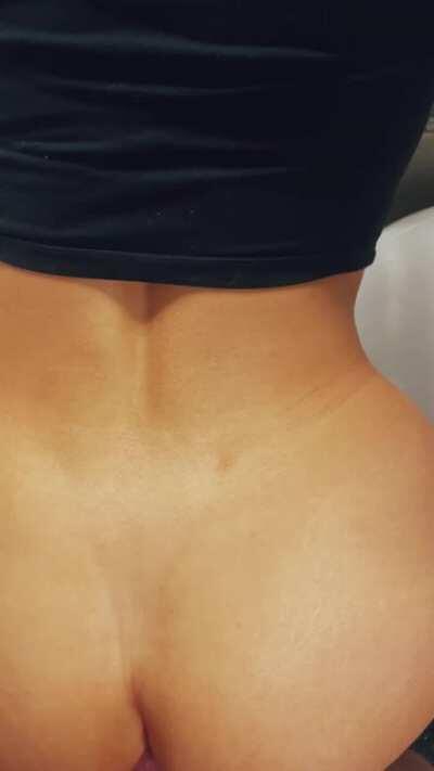 New Video! - Sneaking away for a quickie on the train 🚂 - (Full Video in the Comments)