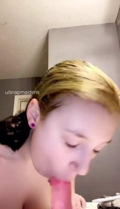 This one’s for all the stepdads who would make a (very welcome) move on me as your stepdaughter