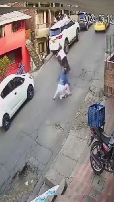 👲 Looks Like That Guy Was On The Way To China.