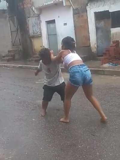 Who wins? Woman Vs Dwarf