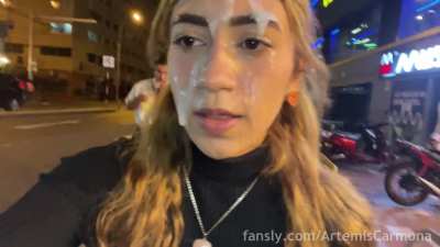 Night-time cumwalks are so much fun!!