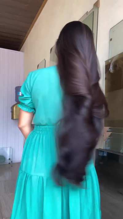 Gorgeous long hair!