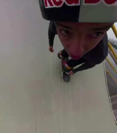 Skating on the Estaiadinha bridge