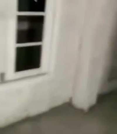 Footage of a thugbie trying to break in (recorded by a thug officer)