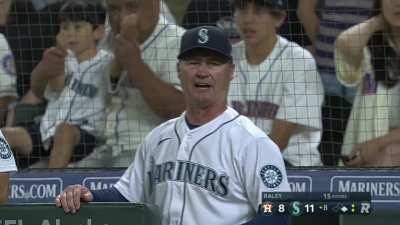 [Highlight] Tempers flare in Seattle as Brooks Raley throws several pitches high and inside to JP Crawford, eventually hitting him in the upper back