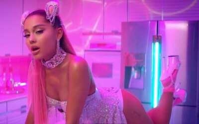 Killing it with that look