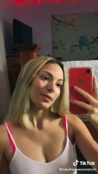 Keeps making vids like this