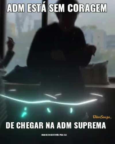 Alguém tem o link do vídeo de fundo? Ou então ele completo?