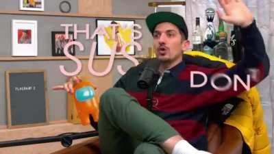 This gif is kinda sus