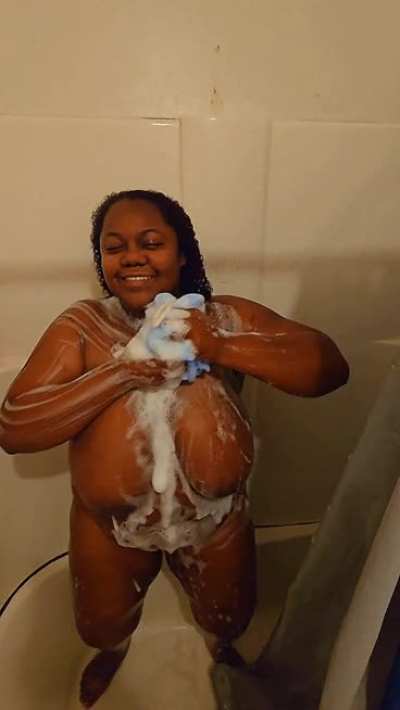 GETTING ALL CLEAN UP AFTER MY WORKOUT