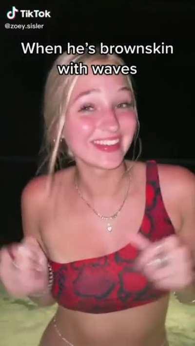 Cutie Wants Black Guys In Her Life👸🏼