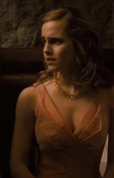 Emma Watson 🥵