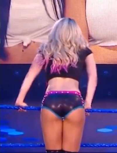 imagine her riding you