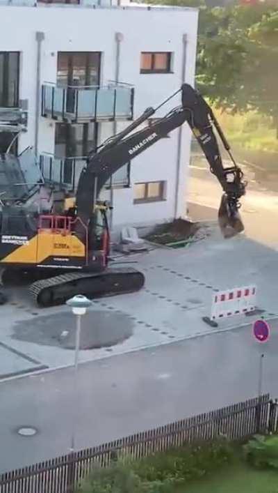 What could go wrong when you decide not to pay a guy with a machine?